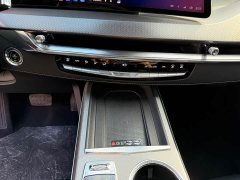 Cadillac XT5 2.0T Luxury - ფოტო 9