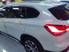 BMW X1 sDrive20Li Premium Edition - ფოტო 4