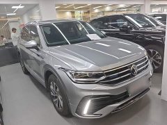 Volkswagen Tiguan L Plug-in Hybrid 430PHEV Plug-in Hybrid Premium Edition - photo 3