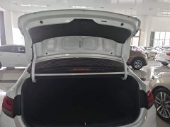 Hyundai Elantra 1.6L Automatic GL Deluxe Edition - photo 18