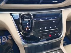 Buick GL8 Land Executive Cabin Premium - ფოტო 13