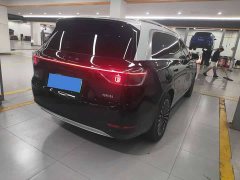AITO M9 Extended Range Ultra 42kWh 6-Seater - photo 2