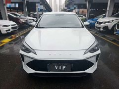 SAIC MG i5 1.5L CVT Luxury - ფოტო 2