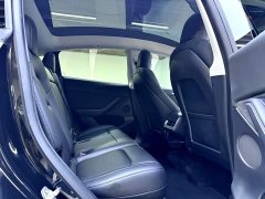 Tesla Model Y Standard Range RWD - ფოტო 12