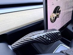 Tesla Model Y Standard Range RWD - ფოტო 15