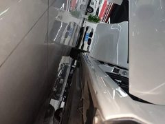 Toyota Camry 2.0G Luxury - ფოტო 20