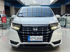 Honda Odyssey 2.0L e:HEV Luxury - ფოტო 2