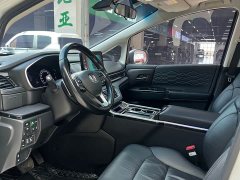 Honda Odyssey 2.0L e:HEV Luxury - ფოტო 5