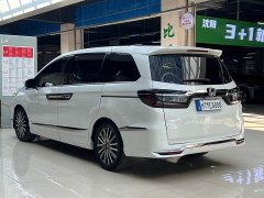 Honda Odyssey 2.0L e:HEV Luxury - ფოტო 7