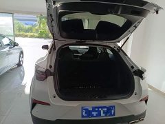 Changan UNI-T 1.5T Premium - ფოტო 18