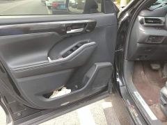 Toyota Crown Venza 2.5L HEV AWD Luxury - photo 7