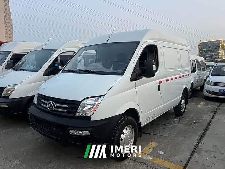 Maxus V80 2.5T Manual Classic City Logistics King Short Wheelbase Mid-Roof 2/3-Seater