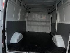 Maxus V80 2.5T Manual Classic City Logistics King Short Wheelbase Mid-Roof 2/3-Seater - photo 6