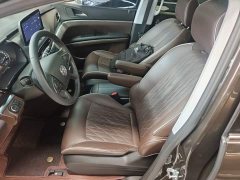 Buick GL8 Land Business Class 652T Luxury - photo 14