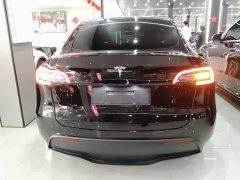 Tesla Model Y Facelift Rear-Wheel Drive - photo 5