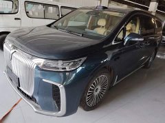 Voyah Lantu Dreamchaser PHEV AWD Luxury Qiankun Edition - фото 1