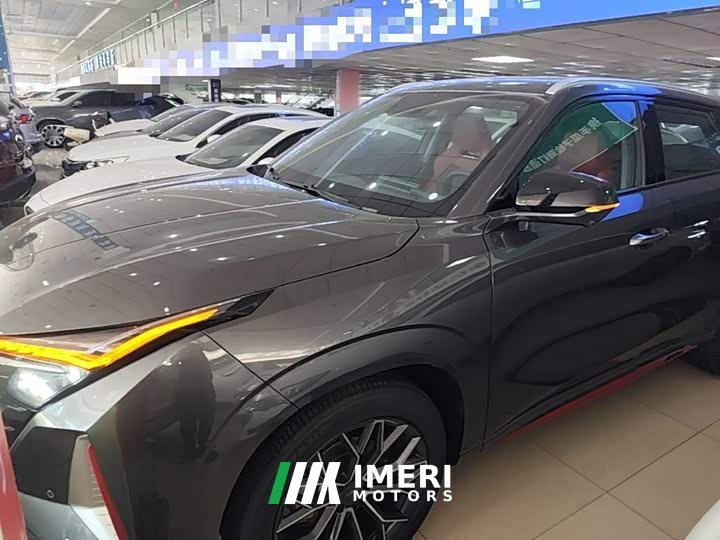Changan Oushan Z6 Blue Whale 1.5T DCT Smart Comfort Edition - car from China