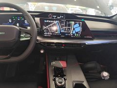 Changan Oushan Z6 Blue Whale 1.5T DCT Smart Comfort Edition - photo 12