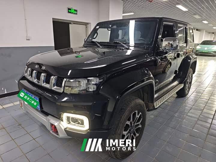 Beijing Jeep BJ40 2.0T Automatic Four-wheel Drive Urban Hunter Edition Swordsman Type