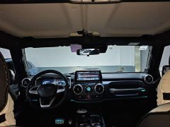 Beijing Jeep BJ40 2.0T Automatic Four-wheel Drive Urban Hunter Edition Swordsman Type - ფოტო 17