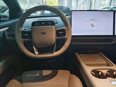 Li Auto i6 Two-Wheel Drive Standard - ფოტო 17