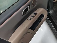 Li Auto i6 Two-Wheel Drive Standard - ფოტო 4