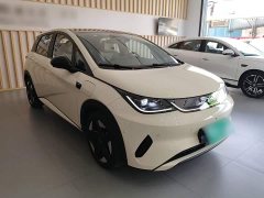 BYD Dolphin Smart Driving Edition 520km Knight Edition - фото 3