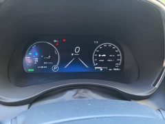 Toyota Crown Venza 2.5L HEV AWD Premium - photo 11