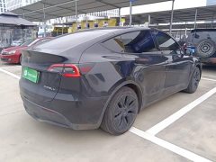 Tesla Model Y Rear-Wheel Drive - photo 6