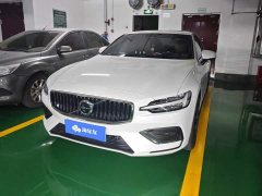 Volvo S60 B4 Intelligent Luxury Edition - ფოტო 1