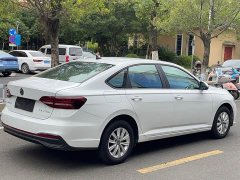 Volkswagen Lavida 1.5L Automatic Deyi Edition - ფოტო 6