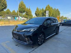 Toyota Grevias 2.5L Hybrid Premium Plus Edition - фото 1