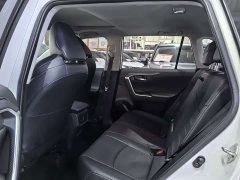 Toyota Venza 2.0L CVT AWD Luxury - photo 8