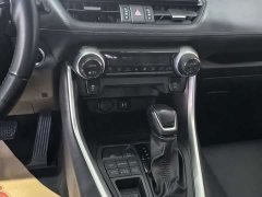 Toyota Venza 2.0L CVT AWD Luxury - photo 9