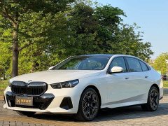 BMW 5 Series 530Li Luxury M Sport Package - photo 1
