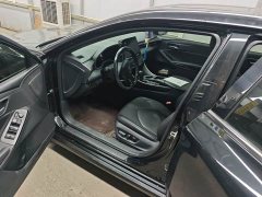 Toyota Avalon Hybrid 2.5L Luxury - ფოტო 5