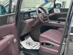 Denza D9 Second Generation DM-i AWD Flash Charge Premium - ფოტო 10
