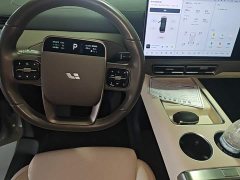 Li Auto Li Xiang MEGA Ultra - фото 13