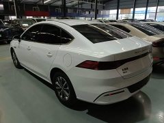 BYD Qin PLUS Glory Edition DM-i 55KM Leading - ფოტო 4