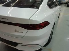 BYD Qin PLUS Glory Edition DM-i 55KM Leading - ფოტო 7
