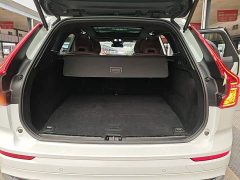 Volvo XC60 Plug-in Hybrid T8 Plug-in Hybrid AWD Smart Remote Luxury Edition - фото 18