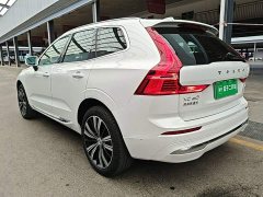 Volvo XC60 Plug-in Hybrid T8 Plug-in Hybrid AWD Smart Remote Luxury Edition - фото 4