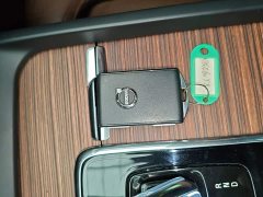 Volvo XC60 Plug-in Hybrid T8 Plug-in Hybrid AWD Smart Remote Luxury Edition - фото 8