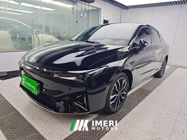 XPeng P5 550E - ავტომობილი ჩინეთიდან