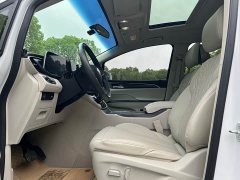 Buick GL8 ES Luxe Enjoyment Edition - ფოტო 8