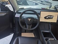 Tesla Model Y Rear-Wheel Drive - ფოტო 10