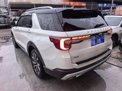 Ford Explorer EcoBoost 285 AWD Titanium 7-Seater - ფოტო 9