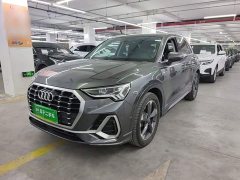 Audi Q3 35 TFSI Fashion Dynamic - фото 1