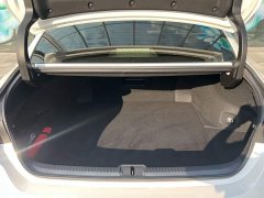 Lexus ES 200 Premium Edition - ფოტო 8
