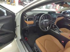 Toyota Camry 2.0G Luxury - ფოტო 15